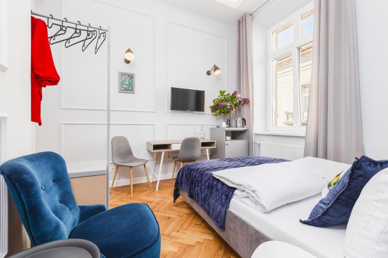 Traveler'S Best Choice - Old Town Guesthouse - By Upstairs Krakow Exterior photo