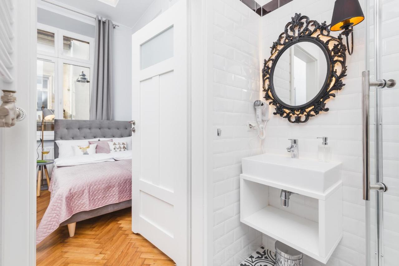 Traveler'S Best Choice - Old Town Guesthouse - By Upstairs Krakow Exterior photo