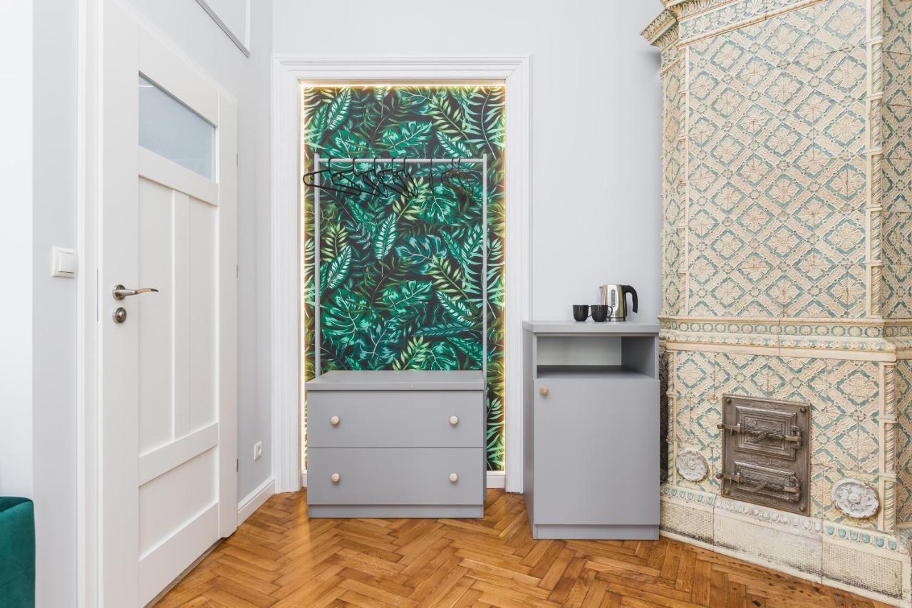 Traveler'S Best Choice - Old Town Guesthouse - By Upstairs Krakow Exterior photo